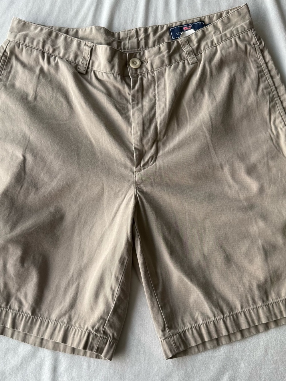 Vineyard Vines Men’s Khaki Chino Shorts size 32